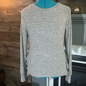 Dex heather grey split hem sweater